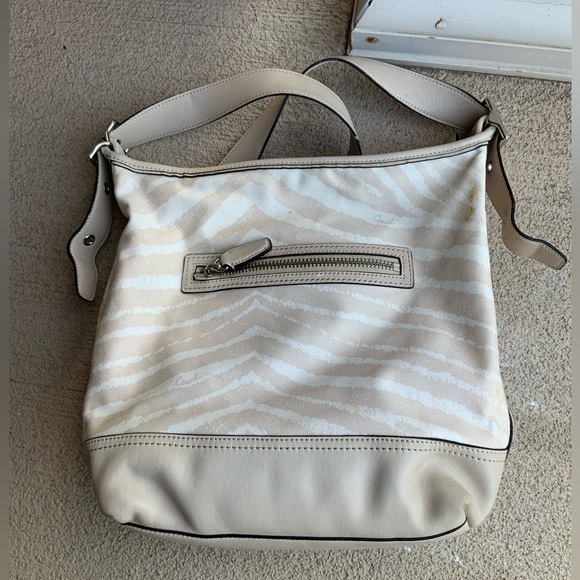 COACH Zebra Print Light Sand F23410 Fabric Leather Shoulder Crossbody Purse Bag - Picture 2 of 16
